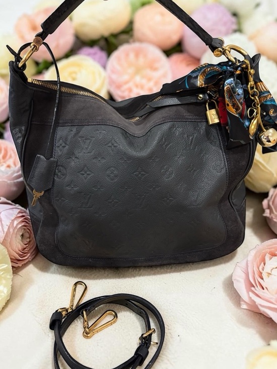 Handbags - ❌ SOLD! Louis Vuitton Monogram Empreinte Audacieuse MM bag.